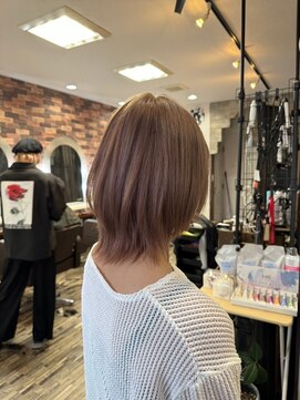 ヘアー リードレス(hair Re:dress) 20代30代40代大人可愛い耳かけホワイトベージュレイヤーカット