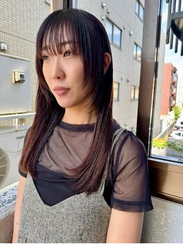 ワンインチ(1 inch)の写真/Curly hair.”収まりよく、そしてナチュラルな仕上がりに。”