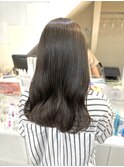 オリーブグレージュ　つやカラー　韓国風　韓国ヘア　美髪