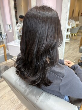 ハグクレア(HUG CLAIRE) グレージュカラー