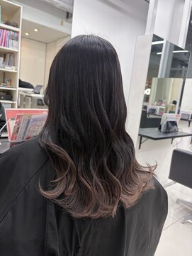 アライブ ハラジュク(ALIVE harajuku) ブリーチインナーバレイヤージュグラデーションカラー夕貴