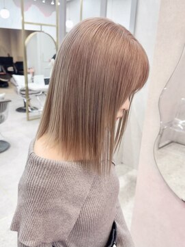 ロンド レア 天神大名店(Lond Le’a) オリーブグレー /ココアベージュ/黒髪/小顔に見せるヘア