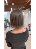 ブリッツ レボ(BLITZ-REVO)&nbsp;着物ヘア/ダークアッシュ/ミディアムレイヤーカット/柏駅