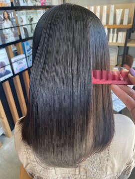 ヘアディレクションクレイス(HAIR DIRECTION CRACE) 毎朝楽ちん、ストレスフリーな艶髪ストレート