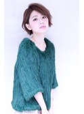 大人っぽくも可愛いくもなれる褒められかき上げショートボブ