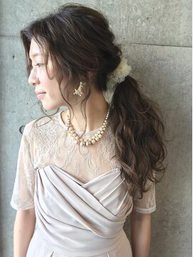 ラパンセヴェール(LA PENSEE VERT) 【LA PENSEE】お呼ばれゆるポニーアレンジ