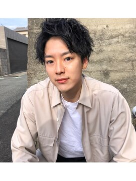 ドールヘアー(Doll hair) アップバング無造作エアリーショート
