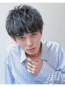 シン(syn) 軽めマッシュ