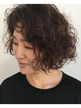 ヘアーデザイン アトリコ(Hair design attrico) 大人可愛い/くせ毛パーマ/こなれヘア