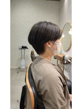 フルショウ 梅田(FURUSHO) ショート/耳かけ/爽やか/バング