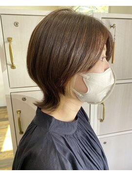 ヘアデザイン ノア(Noa) 【くびれカット×インナーゴールドベージュ】