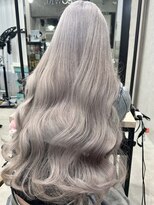 ロウル 渋谷(LOWRL)&nbsp;ホワイトラベージュ/ケアブリーチカラー