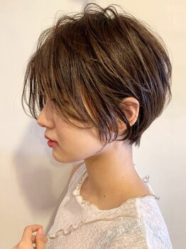 シーナ(Shiina)の写真/お客様の技術に合わせて、お家に帰ってからも楽ちんで垢抜ける似合わせヘアを。