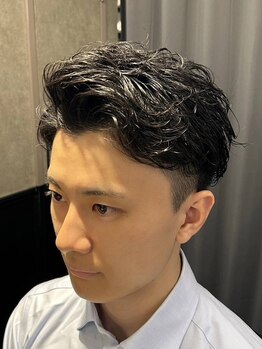 スカルプト(skalpt for MEN)の写真/毎朝のスタイリングが楽に♪骨格・髪質・クセ・毛量・・・等を見極め、一人ひとりにあったカットをご提供！