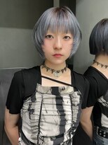 ステン(sten) 顔まわりレイヤー×ショートボブ