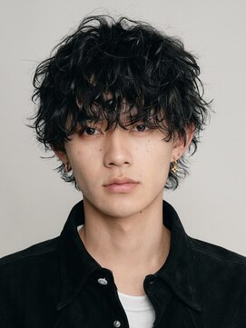 原宿ゆるめツイストスパイラルパーマメンズカットマッシュウルフ