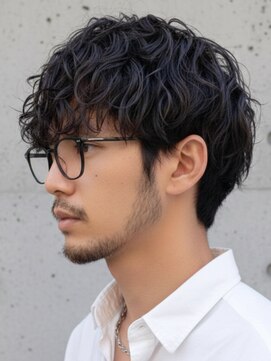 メンズ おしゃれな大人のルーズパーマ×前下がりマッシュ