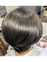 サテンドール ヘアクラブ ショートボブ