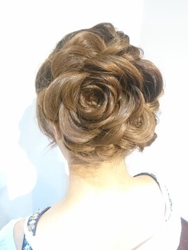 ヘアリゾート粋 ティガ 池袋店(tiga) ☆フラワーアレンジ☆