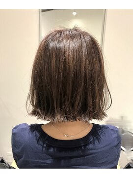 マリオ(mario) 切りっぱミニボブ