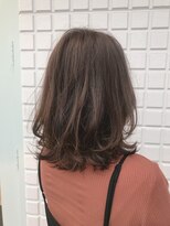 アミトヘアアンドサロン(amito hair&salon)&nbsp;女性らしくおしゃれに◎ショコラグレージュ/ミディアムレイヤー
