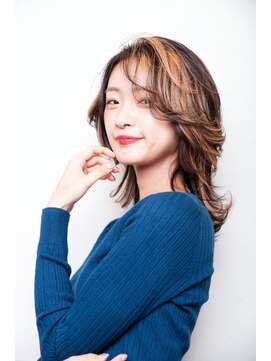 チェリッシュ(Cherish) 小顔大人可愛いロングレイヤー外ハネネオウルフ