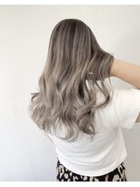 アオアクア バイ グルグル 小岩店(ao akua by GULGUL) 前髪 2ブリーチ必須☆シルバーミルクティーバレイヤージュ 小岩