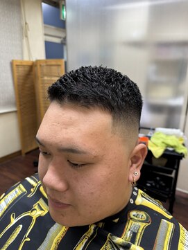 メンズ美容室 タカミ 濡れパン スキンフェード アイロンパーマ 舐達麻