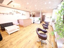 リン ヘアファクトリー アンド アイラッシュサロン(RIN)