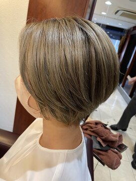 アズーラ 経堂(AZURA) 2回ブリーチ＋ミルクティーベージュ