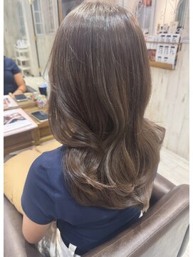 レイラバイアフロート 吉祥寺(Lila by afloat) オリーブアッシュ/オリーブベージュ/アッシュベージュ/韓国ヘア