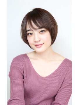 クロスオーバー(Cross Over) 甘めなショートスタイル