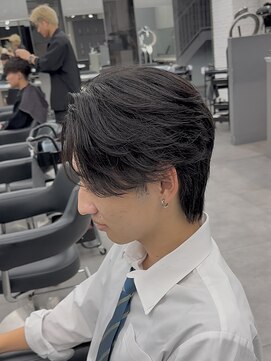 オーバルバイアピッシュ(OVARL by apish) 毛流れリバースニュアンスパーマセンターパートフェザーパーマ