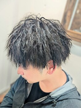 ジョンラッセル(John Russell)の写真/高い技術力×デザイン力で、あなたの魅力を最大限に引き出します！ON/OFFどちらも決まるデザインが◎