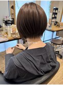 ショートボブ