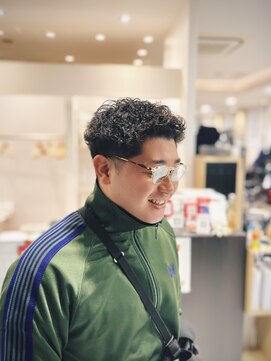 ショートパーマ×アイウェア相性抜群！