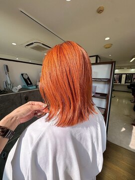 アイズ 渋沢(AIZU) オレンジカラー　ビタミンカラー