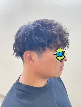 バームヘア(balm hair) テーパーフェードスパイラルパーマ/春カラー/センターパート