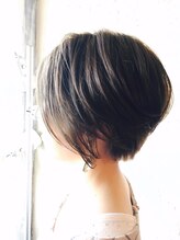 ギミック ヘア ファクトリー(gimmick hair factory) アディクシー×透明感カラー   エアリー前下がりショートstyle