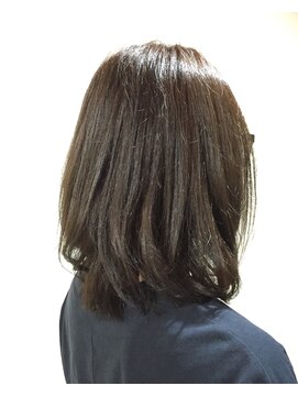 ヘアー ラルゴ(hair largo) 上品フォルムの大人ボブ