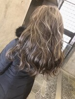 キー(kｅｙ)&nbsp;グレージュ