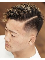 ローカルボンドカットクラブ(LOCAL BOND CUT CLUB)&nbsp;スパイラルパーマ×ホイルカラー×スキンフェード