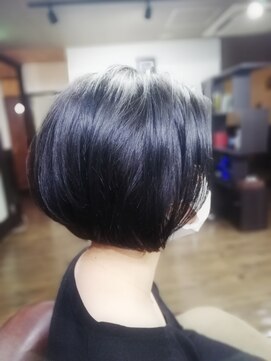 プラス(PLUS) イメチェン黒髪ボブ