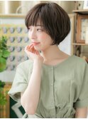 黒髪斜めバング大人かわいいふわふわショートb川口20代30代40代