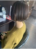 ショートボブ