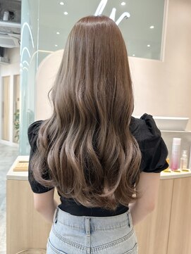 ウェイズトウキョウ 新宿店(Ways TOKYO) ダブルカラーで作るくすみベージュ