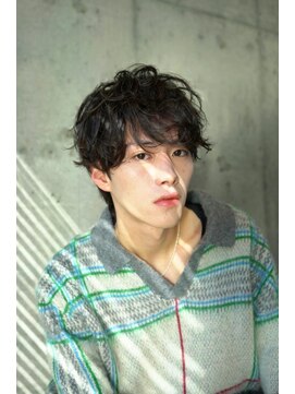 キュー(Cue_) 無造作マッシュ×メンズパーマ