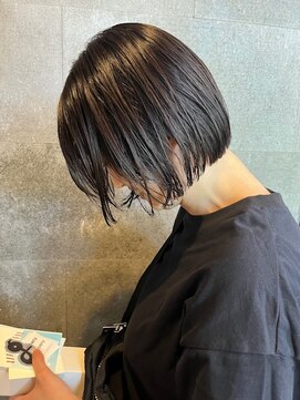 チャコ ジー(cyaco g) 暗髪×ミニボブ