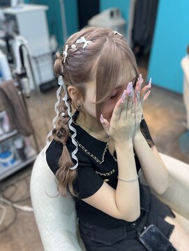 リエラ 新宿(RIERA) ハート編み込みツイン