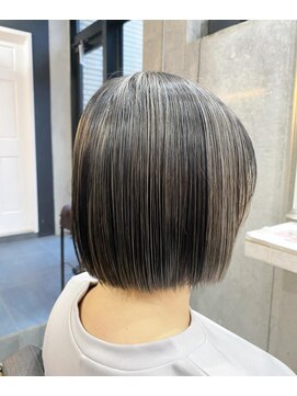 レイドバック(LAID BACK) ミニボブのデザインハイライト